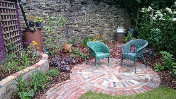 urban garden seating