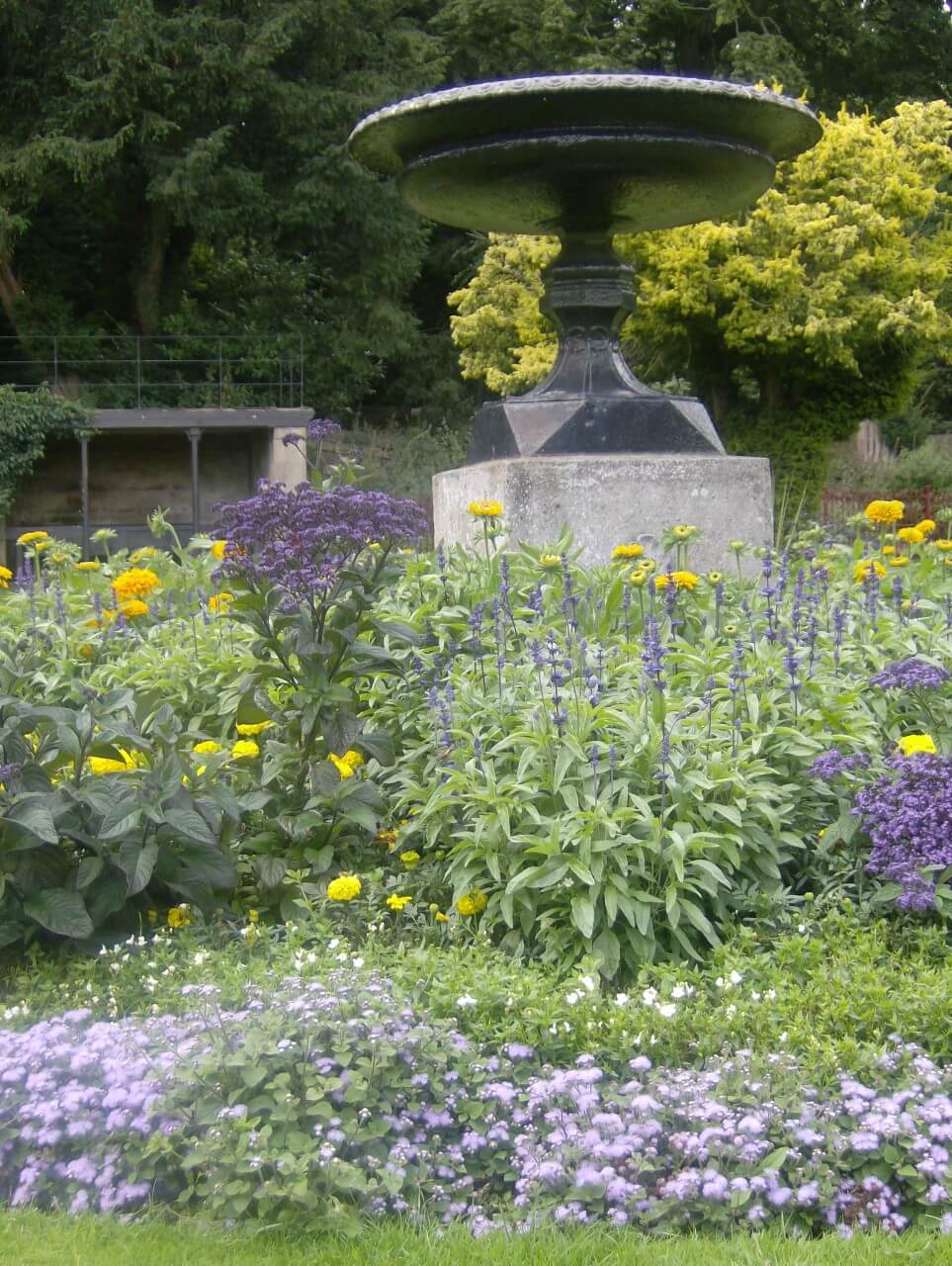 Victorian garden with fountain